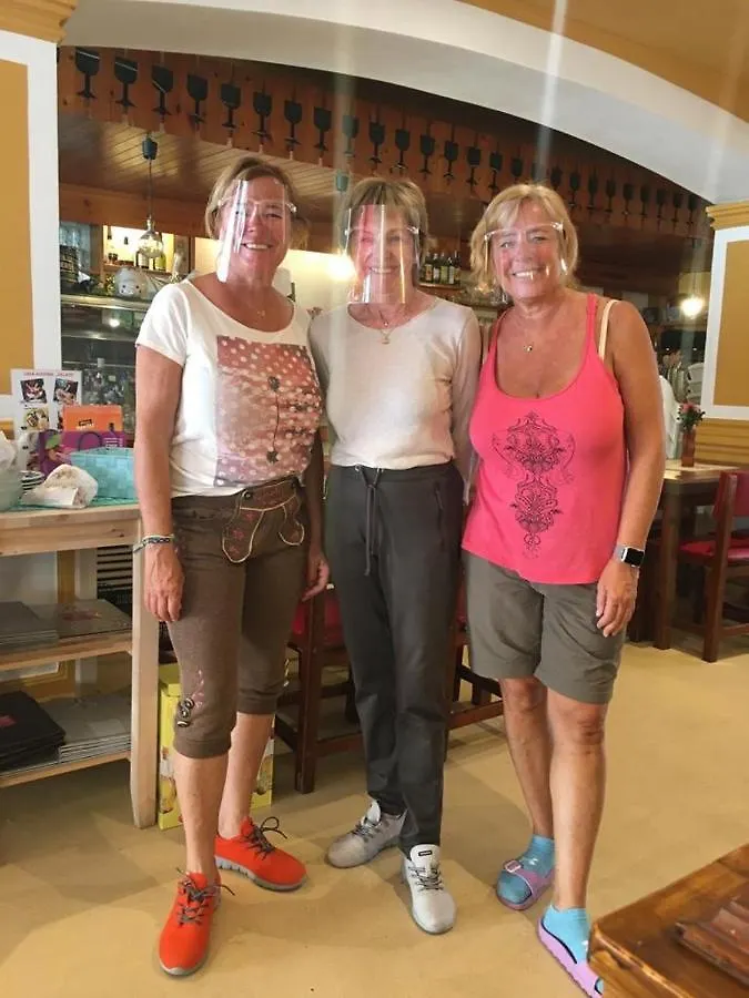 Pension Casa Austria Hotel Calella 3*,
